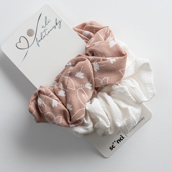 Scunci Hair Scrunchie Bundle. New with tags! - Picture 3 of 5